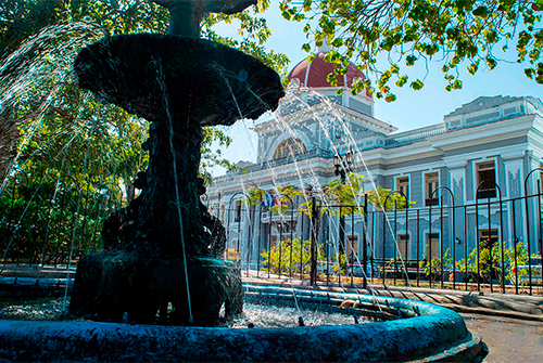 Cienfuegos: la Perla del Sur